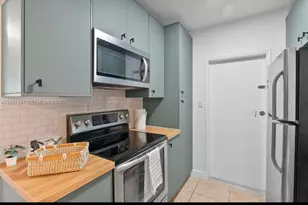 1947 NW 33rd St, Miami, FL 33142 - Photo 7