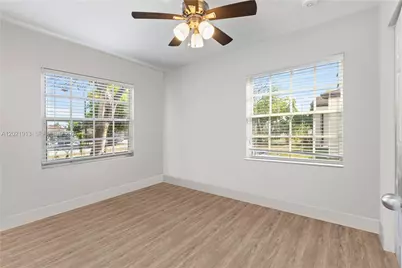 10544 SW 182nd St, Miami, FL 33157 - Photo 15