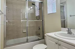 2885 SE 1st Dr, Homestead, FL 33033 - Photo 9