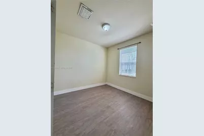 2885 SE 1st Dr #1, Homestead, FL 33033 - Photo 11