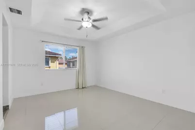5175 NW 108th Pl, Doral, FL 33178 - Photo 13