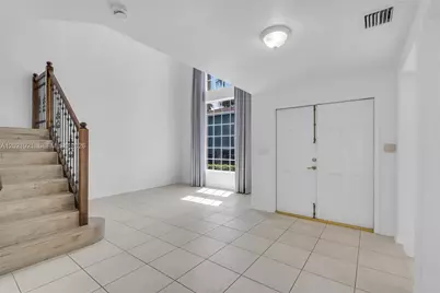 5175 NW 108th Pl, Doral, FL 33178 - Photo 5