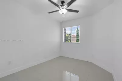 5175 NW 108th Pl, Doral, FL 33178 - Photo 19