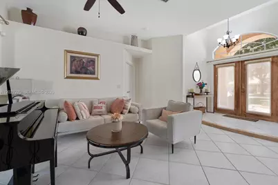 115 Kapok Crescent, Royal Palm Beach, FL 33411 - Photo 9