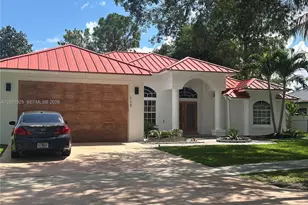 115 Kapok Crescent, Royal Palm Beach, FL 33411 - Photo 1