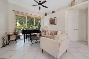 115 Kapok Crescent, Royal Palm Beach, FL 33411 - Photo 9