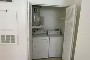 4071 NW 87th Ave, Sunrise, FL 33351 - Photo 7