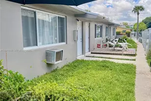 16031 NE 19th Pl, North Miami Beach, FL 33162 - Photo 1