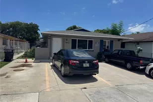 16031 NE 19th Pl, North Miami Beach, FL 33162 - Photo 3
