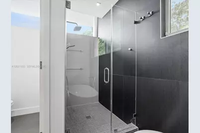 125 Hampton Ln, Key Biscayne, FL 33149 - Photo 51