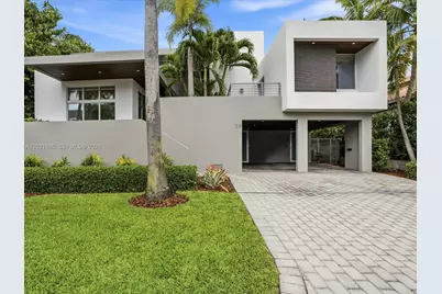 125 Hampton Ln, Key Biscayne, FL 33149 - Photo 1