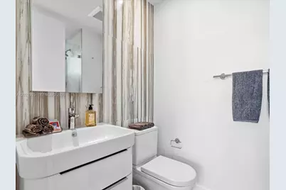 125 Hampton Ln, Key Biscayne, FL 33149 - Photo 19