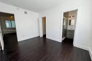 1040 NW 3rd Ave, Miami, FL 33136 - Photo 9