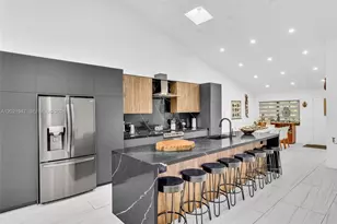 500 NE 199th Terrace, Miami, FL 33179 - Photo 3