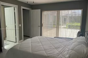 1215 NW Sun Terrace Cir, Port Saint Lucie, FL 34986 - Photo 9