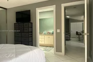 1215 NW Sun Terrace Cir, Port Saint Lucie, FL 34986 - Photo 11
