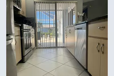 1215 NW Sun Terrace Cir, Port Saint Lucie, FL 34986 - Photo 19