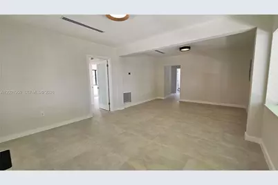424 NE 63rd St, Miami, FL 33138 - Photo 3