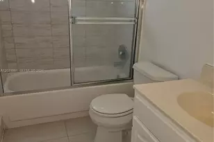 1251 NE 108th St, Miami, FL 33161 - Photo 13