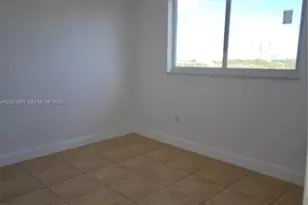 1251 NE 108th St, Miami, FL 33161 - Photo 11
