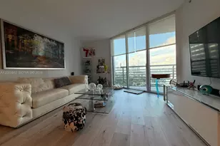 325 S Biscayne Blvd, Miami, FL 33131 - Photo 3