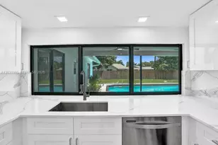 8775 SW 1st Pl, Coral Springs, FL 33071 - Photo 17