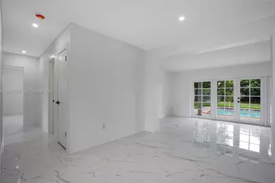 630 W 72nd Pl, Hialeah, FL 33014 - Photo 15