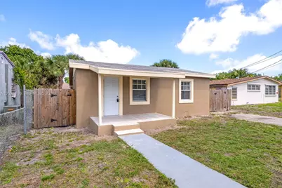 1660 W 26th St, Riviera Beach, FL 33404 - Photo 3