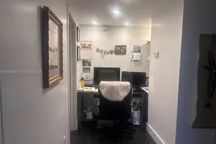 1700 NE 105th St, Miami Shores, FL 33138 - Photo 15