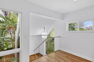 3226 NE 168th St, North Miami Beach, FL 33160 - Photo 13