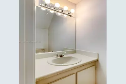 1351 NW 124th Ave #1351, Pembroke Pines, FL 33026 - Photo 13