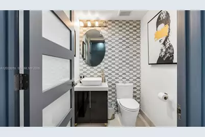 5875 Collins Ave #1807, Miami Beach, FL 33140 - Photo 35