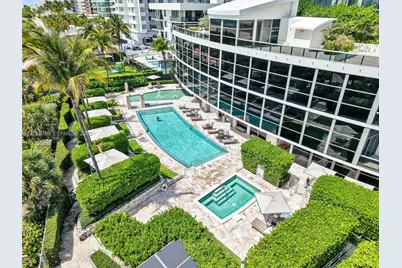 5875 Collins Ave #1807, Miami Beach, FL 33140 - Photo 9