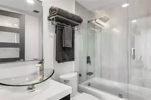 5875 Collins Ave, Miami Beach, FL 33140 - Photo 27