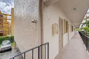 1950 W 54th St, Hialeah, FL 33012 - Photo 23