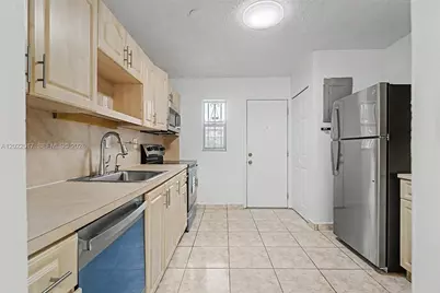 1950 W 54th St #105, Hialeah, FL 33012 - Photo 15