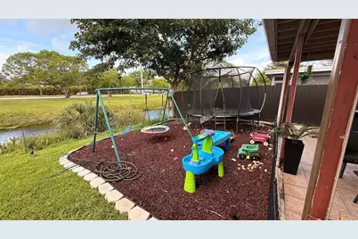 22743 SW 56th Ave, Boca Raton, FL 33433 - Photo 35