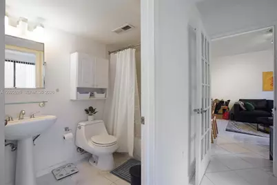 540 Brickell Key Dr #308, Miami, FL 33131 - Photo 19