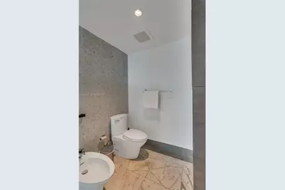 200 Biscayne Boulevard Way #3911, Miami, FL 33131 - Photo 13