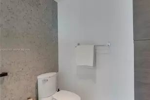 200 Biscayne Blvd Way, Miami, FL 33131 - Photo 13
