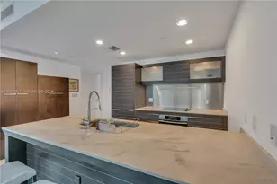 200 Biscayne Blvd Way, Miami, FL 33131 - Photo 7