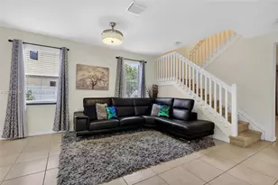 10400 W 35th Way, Hialeah, FL 33018 - Photo 9