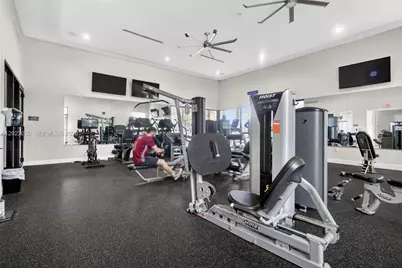 10400 W 35 Way, Hialeah, FL 33018 - Photo 45