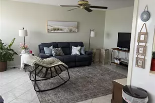 4052 E Harwood E, Deerfield Beach, FL 33442 - Photo 9