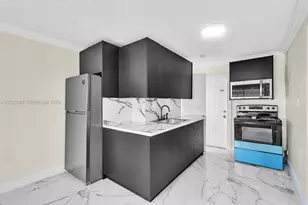 5685 Flagler St, Hollywood, FL 33023 - Photo 9