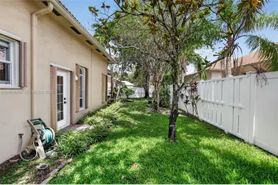 13775 NW 20th St, Pembroke Pines, FL 33028 - Photo 63