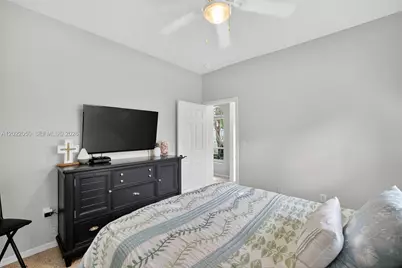 13775 NW 20th St, Pembroke Pines, FL 33028 - Photo 49