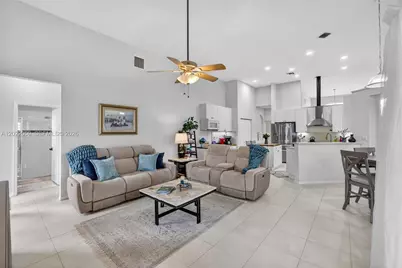 13775 NW 20th St, Pembroke Pines, FL 33028 - Photo 25