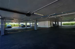 1986 Biarritz Dr, Miami Beach, FL 33141 - Photo 15
