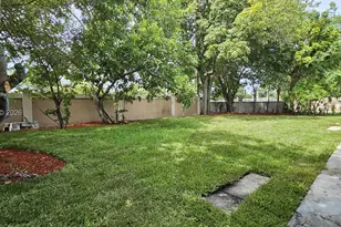 6841 SW 1st Ct, Pembroke Pines, FL 33023 - Photo 31